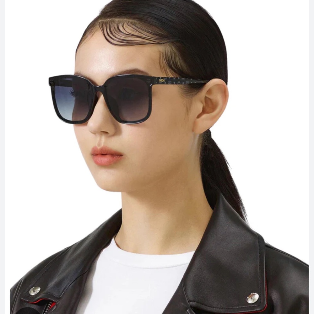 MCM frame -missing one lens